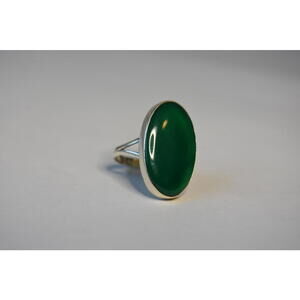 Emerald Oval Cabochon Ring